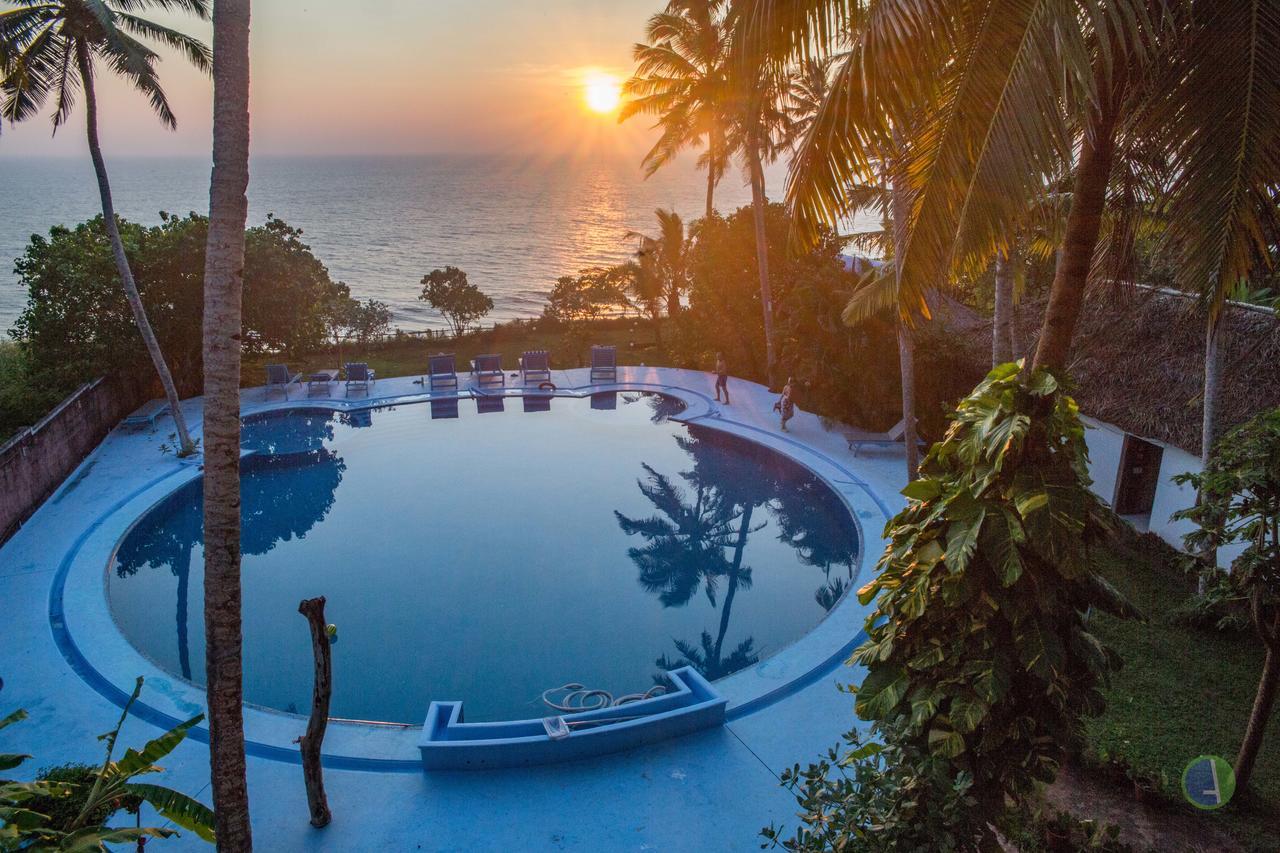 Hotel The Eco Varkala Exterior foto